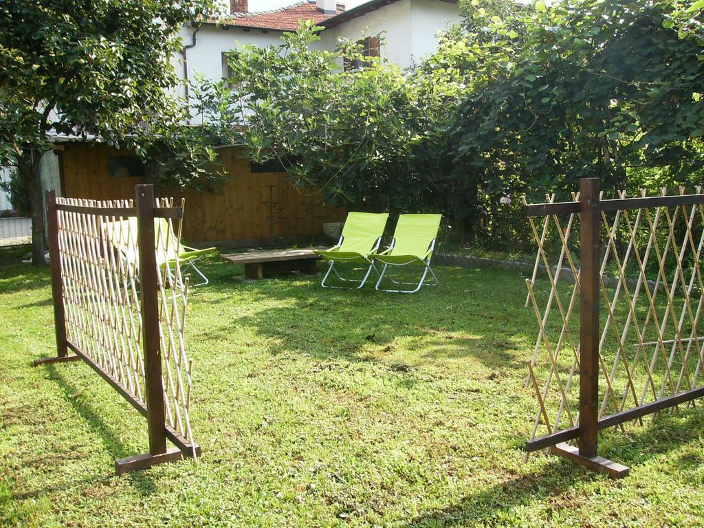 Il Barucin Bed and Breakfast Villar San Costanzo Exteriör bild